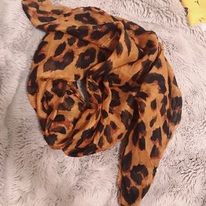 Leopard print scarf